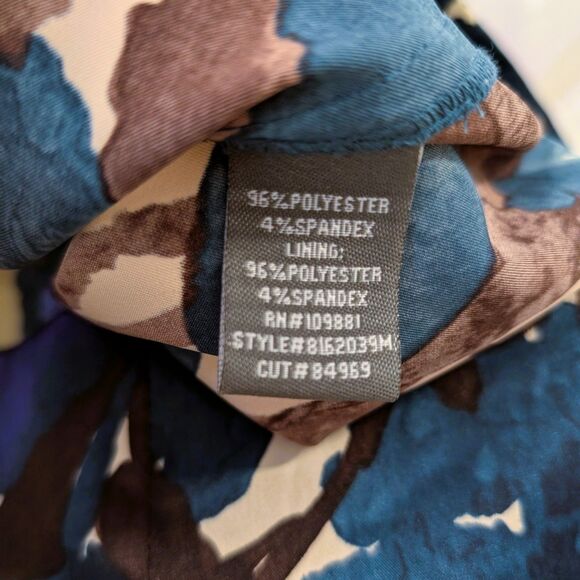 Donna Ricco Tulip Floral Pattern Sweetheart V-Neck Sheath Midi Dress - Picture 6 of 7